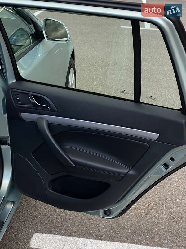 Универсал Skoda Octavia 2009 в Киеве фото 44 Универсал Skoda Octavia 2009 в Киеве