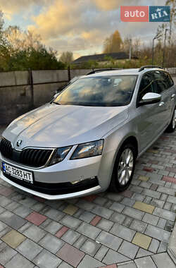 Универсал Skoda Octavia 2020 в Луцке