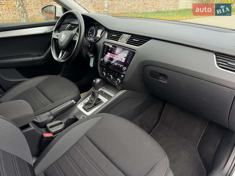 Універсал Skoda Octavia 2020 в Луцьку