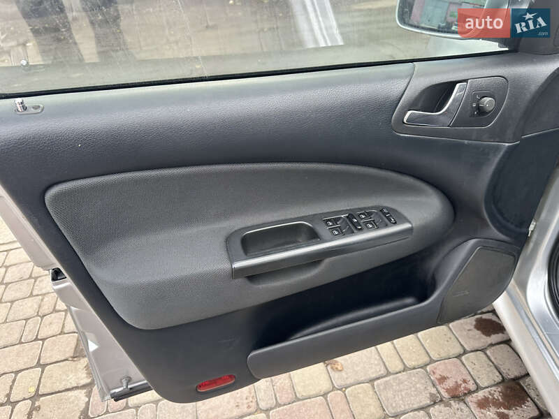 Ліфтбек Skoda Octavia 2008 в Ніжині фото 27 Ліфтбек Skoda Octavia 2008 в Ніжині