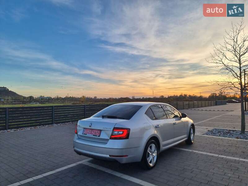 Лифтбек Skoda Octavia 2018 в Мукачево