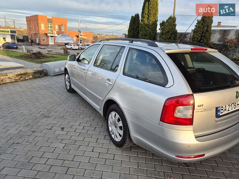 Универсал Skoda Octavia 2009 в Кропивницком фото 3 Универсал Skoda Octavia 2009 в Кропивницком