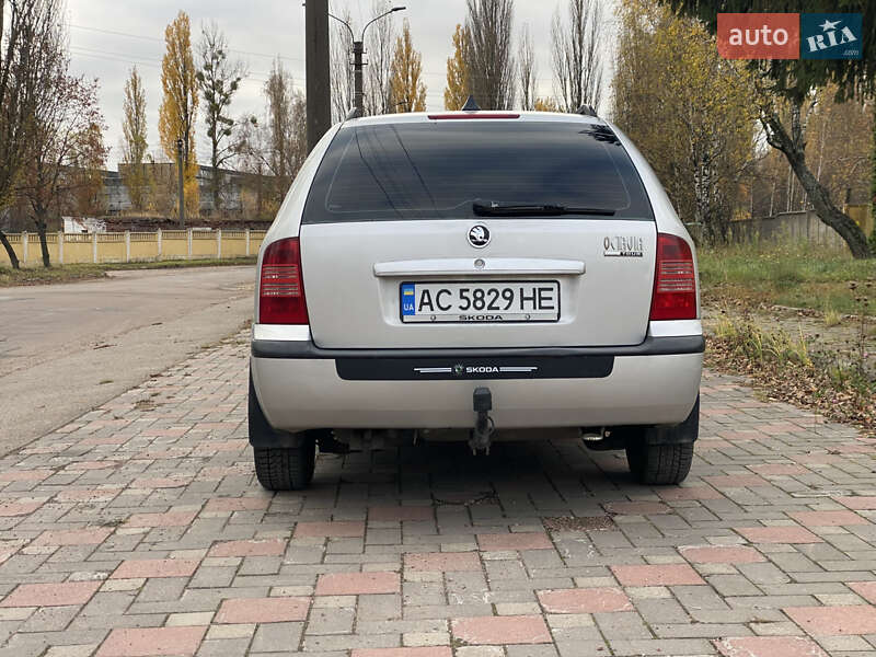 Універсал Skoda Octavia 2006 в Черняхові