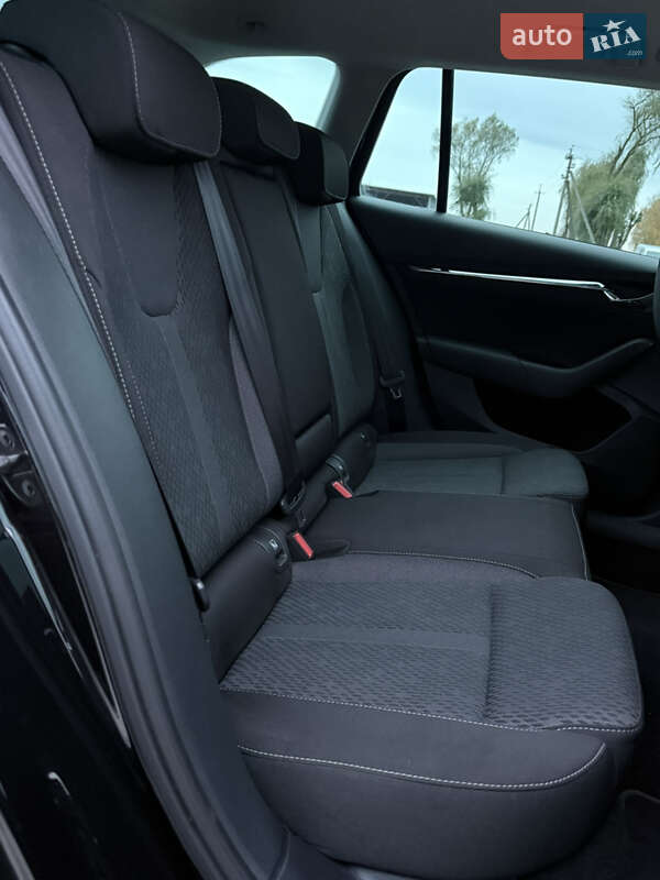 Универсал Skoda Octavia 2022 в Львове фото 55 Универсал Skoda Octavia 2022 в Львове