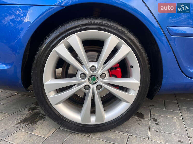 Универсал Skoda Octavia 2010 в Луцке