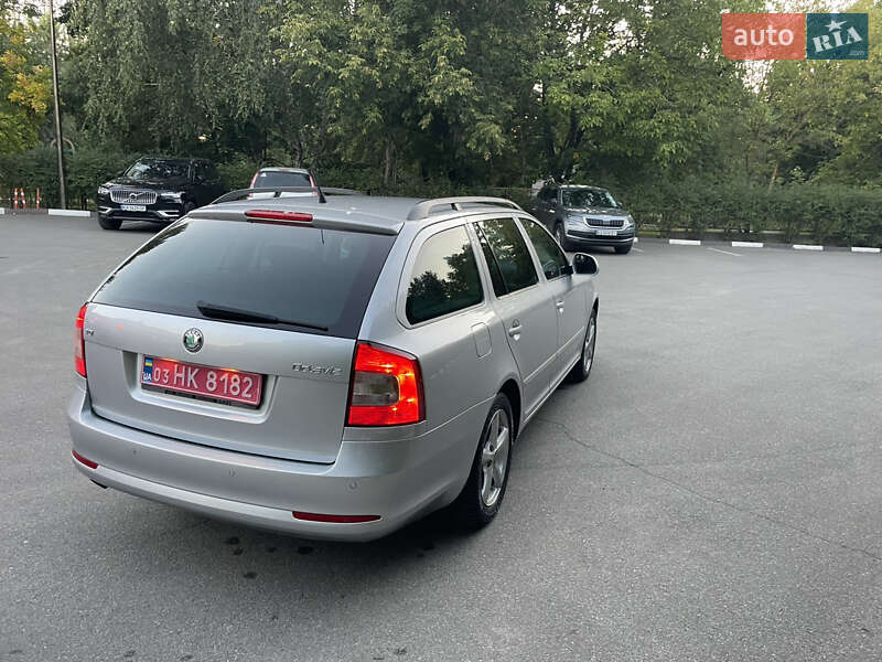 Універсал Skoda Octavia 2010 в Броварах
