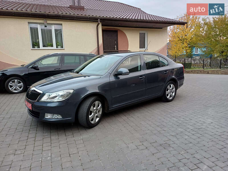 Лифтбек Skoda Octavia 2009 в Луцке