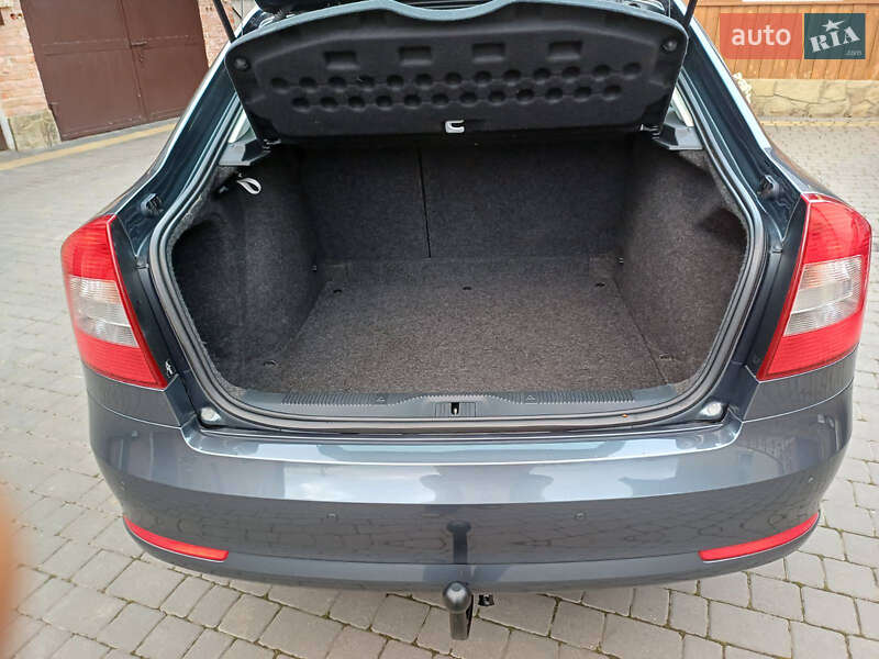 Лифтбек Skoda Octavia 2009 в Луцке