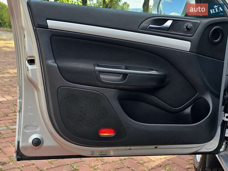 Универсал Skoda Octavia 2009 в Харькове фото 7 Универсал Skoda Octavia 2009 в Харькове