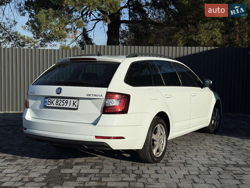 Універсал Skoda Octavia 2017 в Рівному