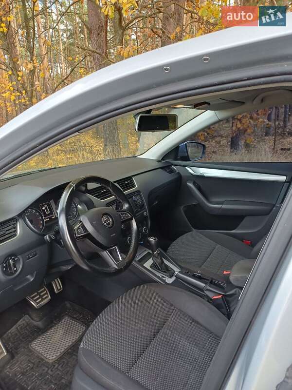 Лифтбек Skoda Octavia 2016 в Обухове
