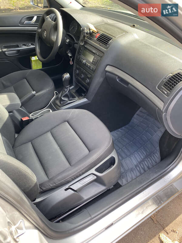 Лифтбек Skoda Octavia 2005 в Киеве фото 2 Лифтбек Skoda Octavia 2005 в Киеве