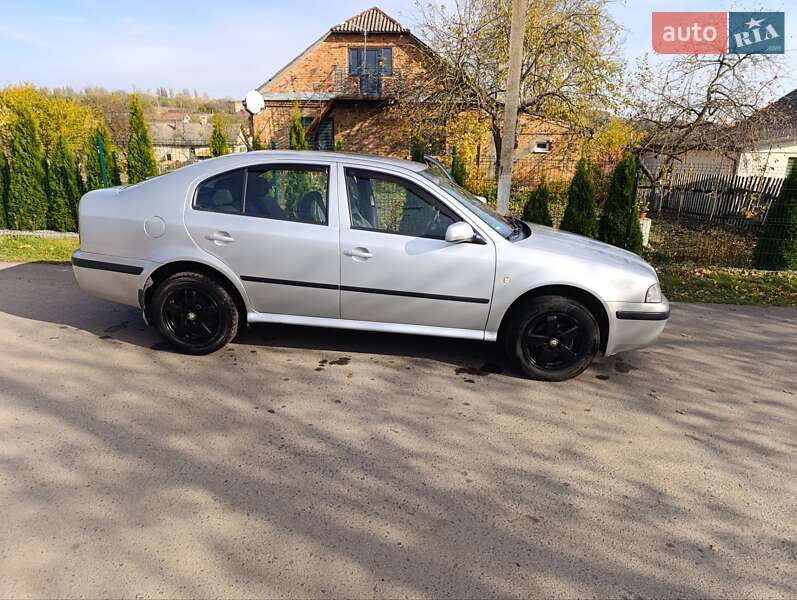 Лифтбек Skoda Octavia 2005 в Ровно