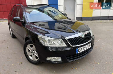 Універсал Skoda Octavia 2012 в Кропивницькому