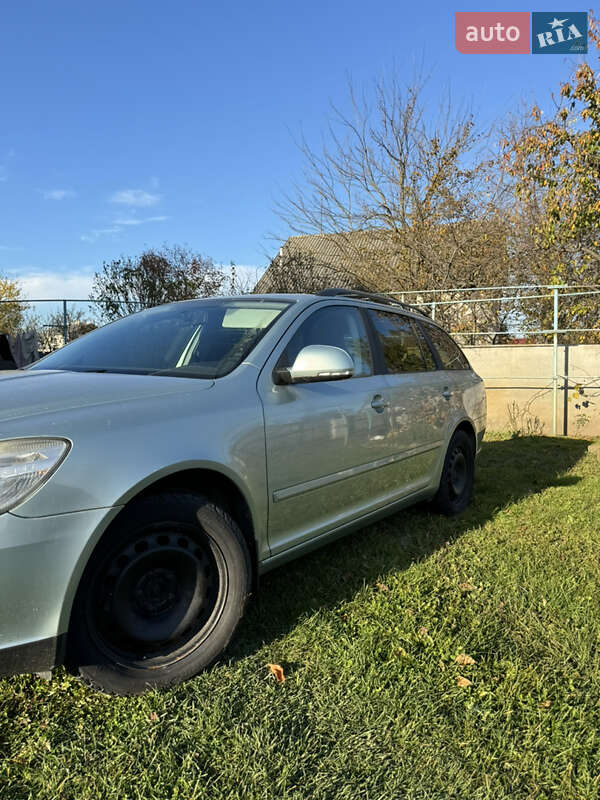 Универсал Skoda Octavia 2011 в Черновцах фото 2 Универсал Skoda Octavia 2011 в Черновцах