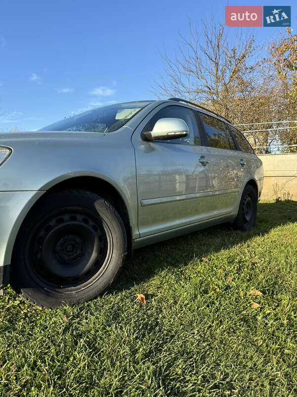 Универсал Skoda Octavia 2011 в Черновцах фото 12 Универсал Skoda Octavia 2011 в Черновцах