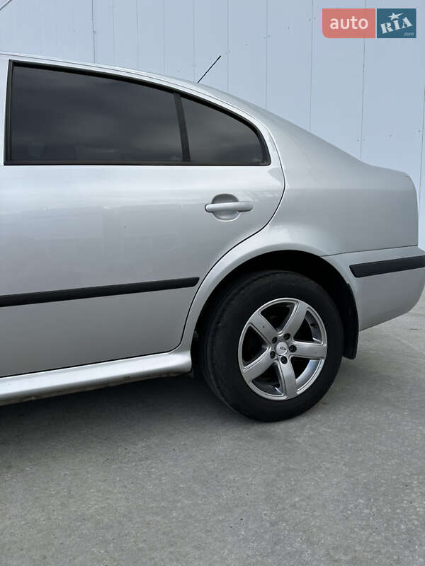 Лифтбек Skoda Octavia 2006 в Коростене фото 11 Лифтбек Skoda Octavia 2006 в Коростене