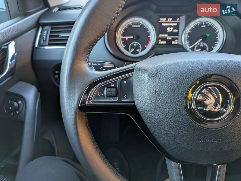Универсал Skoda Octavia 2018 в Луцке фото 34 Универсал Skoda Octavia 2018 в Луцке