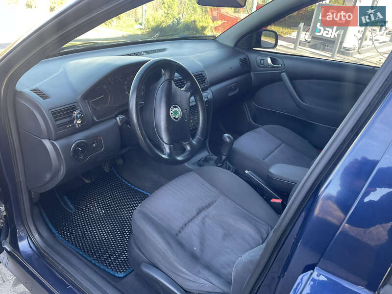 Ліфтбек Skoda Octavia 2000 в Турці фото 30 Ліфтбек Skoda Octavia 2000 в Турці