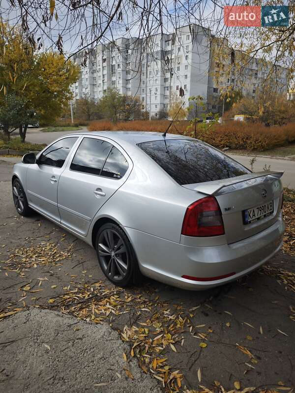 Ліфтбек Skoda Octavia 2010 в Кропивницькому
