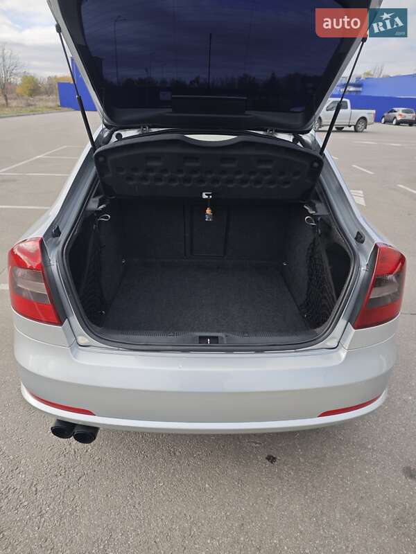 Ліфтбек Skoda Octavia 2010 в Кропивницькому