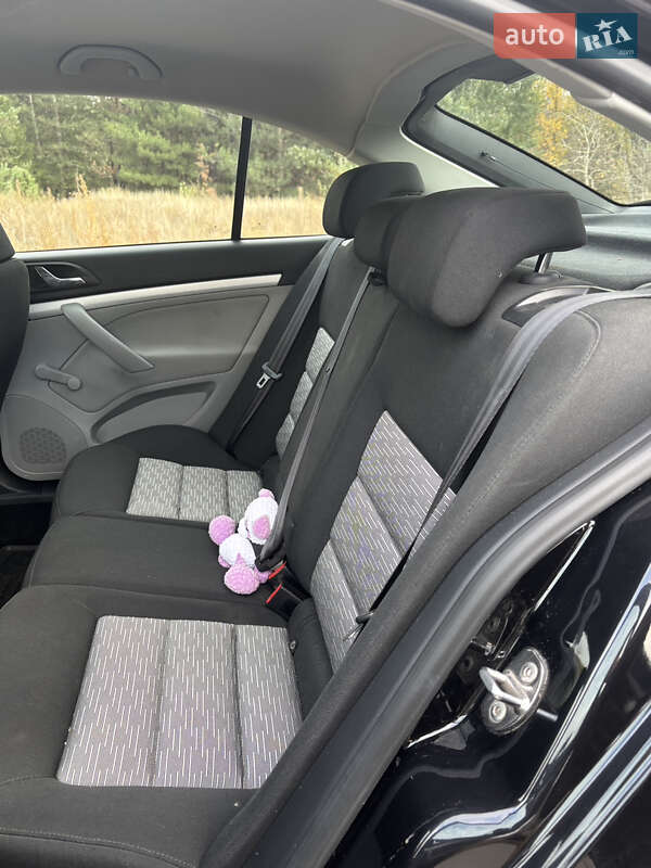 Лифтбек Skoda Octavia 2011 в Павлограде фото 8 Лифтбек Skoda Octavia 2011 в Павлограде