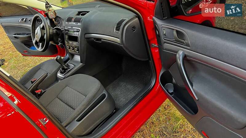 Універсал Skoda Octavia 2010 в Кропивницькому фото 12 Універсал Skoda Octavia 2010 в Кропивницькому