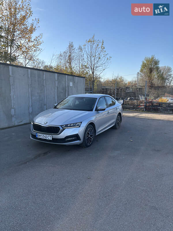 Лифтбек Skoda Octavia 2020 в Черновцах