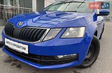 Лифтбек Skoda Octavia 2019 в Киеве