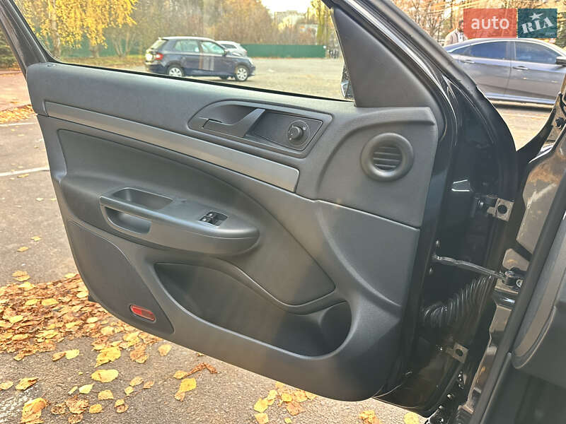 Универсал Skoda Octavia 2012 в Виннице