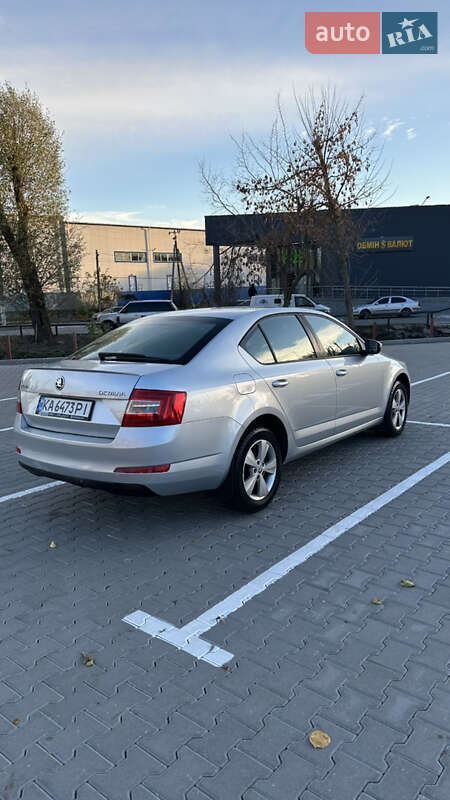 Лифтбек Skoda Octavia 2013 в Киеве