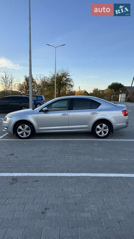 Лифтбек Skoda Octavia 2013 в Киеве