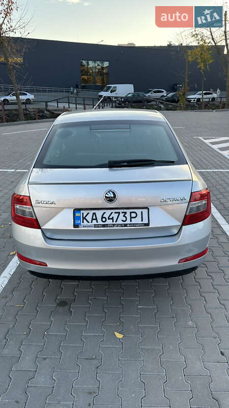 Лифтбек Skoda Octavia 2013 в Киеве
