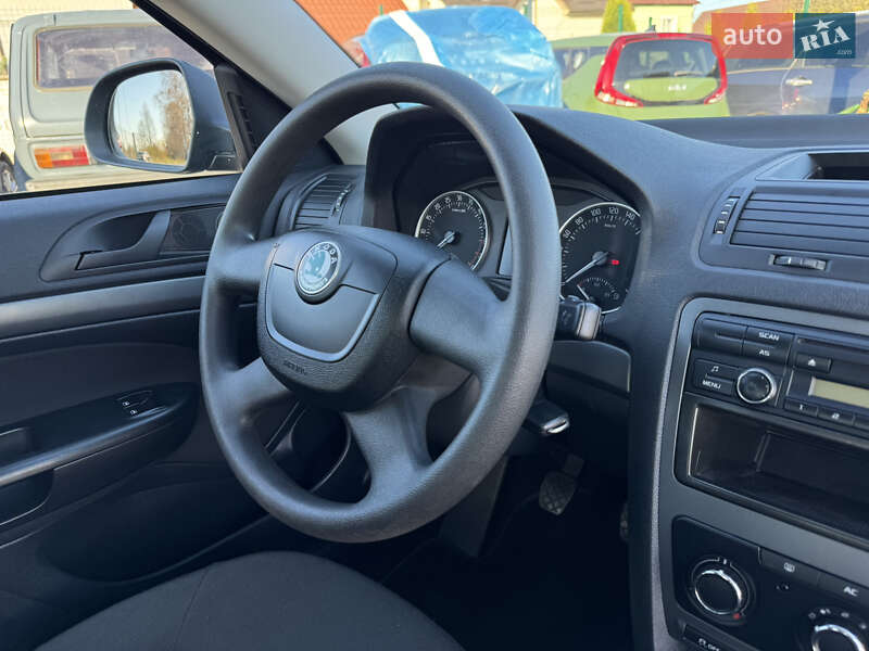 Лифтбек Skoda Octavia 2012 в Львове фото 30 Лифтбек Skoda Octavia 2012 в Львове