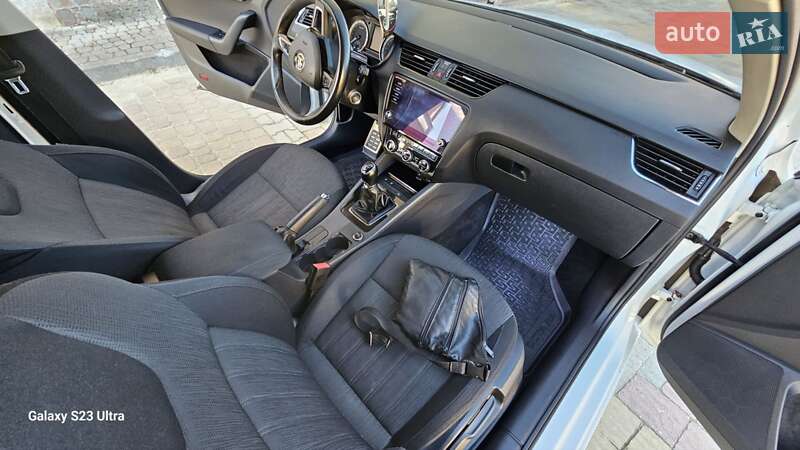 Універсал Skoda Octavia 2017 в Надвірній