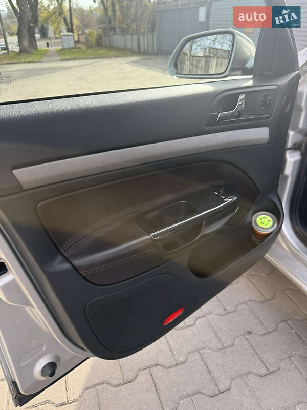 Лифтбек Skoda Octavia 2004 в Хмельницком