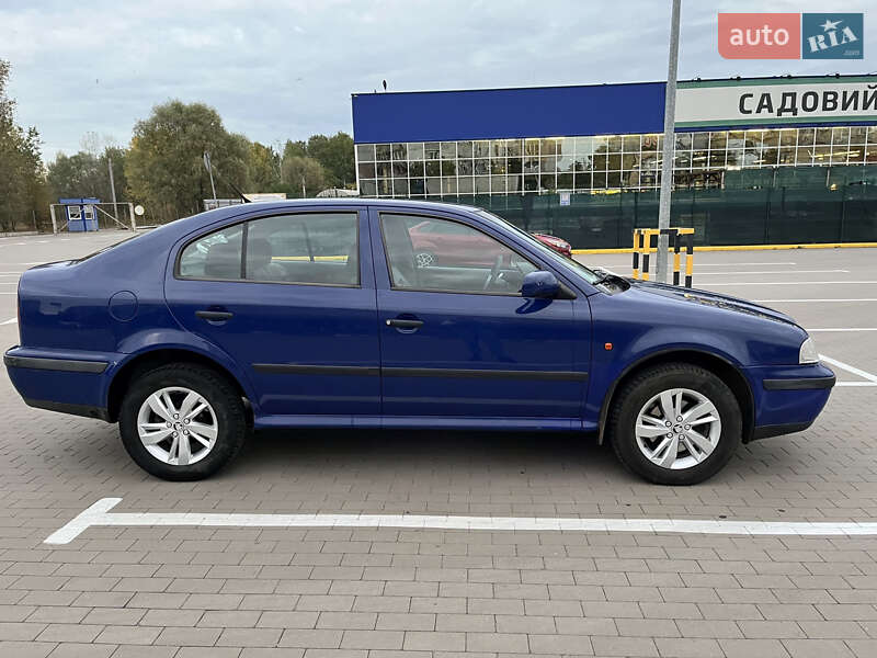 Лифтбек Skoda Octavia 1999 в Сумах