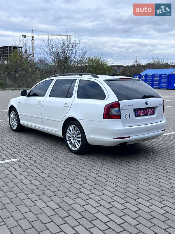 Універсал Skoda Octavia 2012 в Дубні