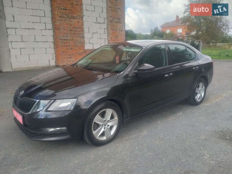 Лифтбек Skoda Octavia 2018 в Хмельницком фото Лифтбек Skoda Octavia 2018 в Хмельницком