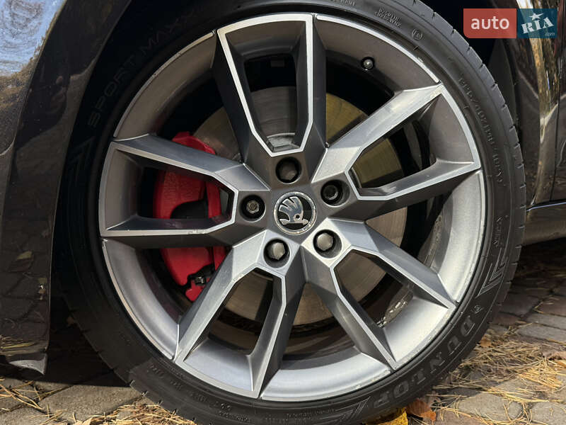 Универсал Skoda Octavia 2015 в Дрогобыче фото 39 Универсал Skoda Octavia 2015 в Дрогобыче
