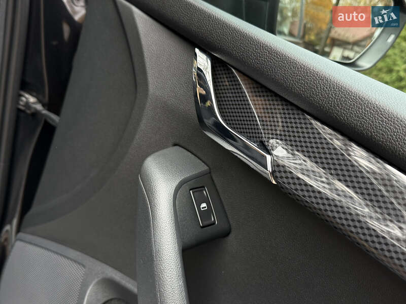 Универсал Skoda Octavia 2015 в Дрогобыче фото 126 Универсал Skoda Octavia 2015 в Дрогобыче