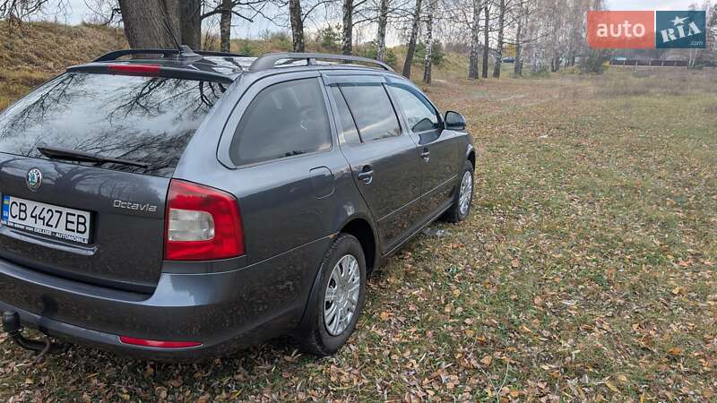 Универсал Skoda Octavia 2012 в Прилуках