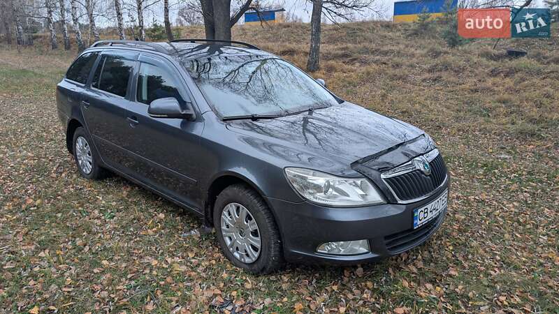 Универсал Skoda Octavia 2012 в Прилуках