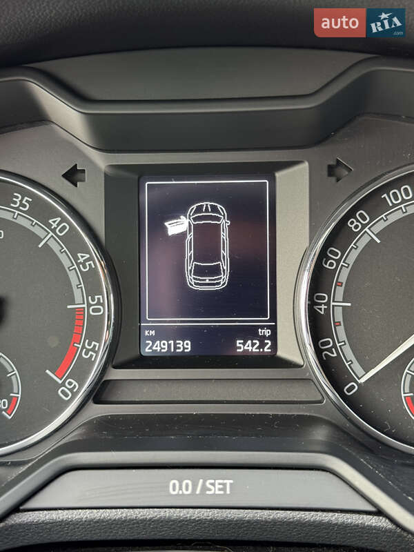 Универсал Skoda Octavia 2019 в Киеве фото 24 Универсал Skoda Octavia 2019 в Киеве