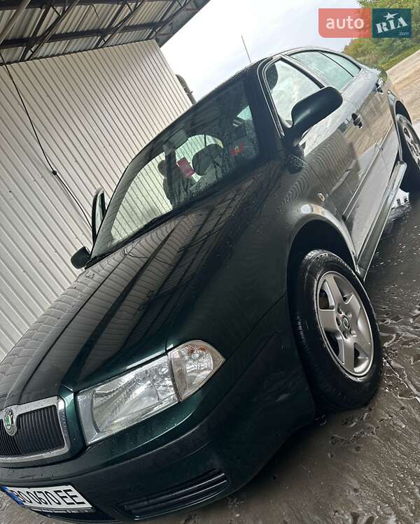 Лифтбек Skoda Octavia 2005 в Шумске