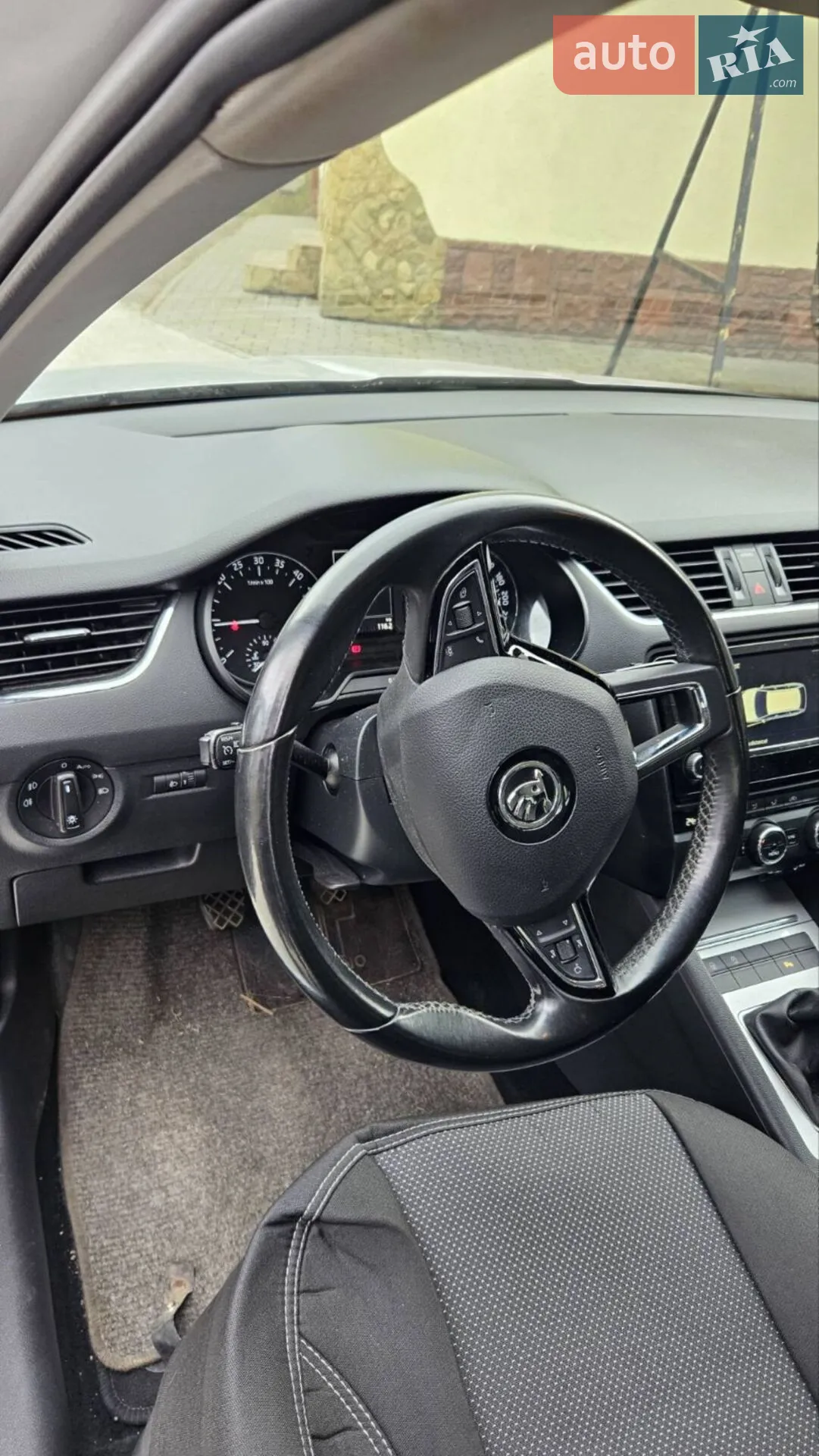 2016 Skoda Octavia - мініатюра 11