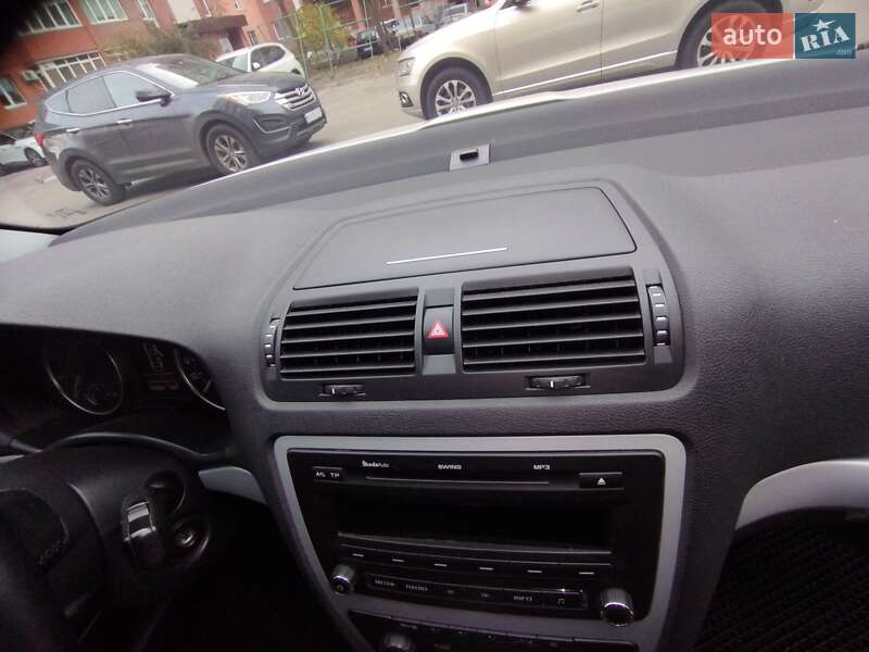 Универсал Skoda Octavia 2010 в Киеве