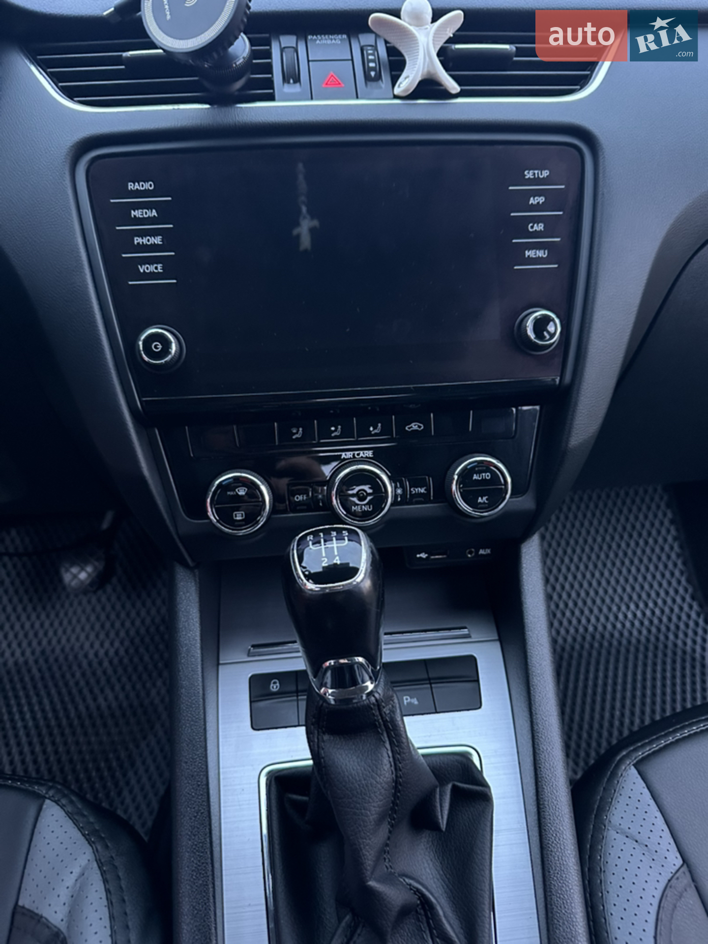 2017 Skoda Octavia - мініатюра 10