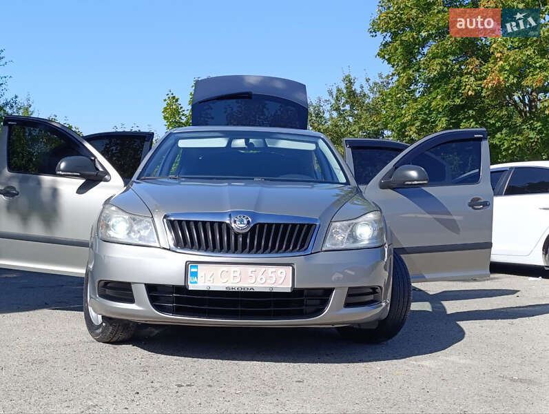 Лифтбек Skoda Octavia 2010 в Галиче фото Лифтбек Skoda Octavia 2010 в Галиче