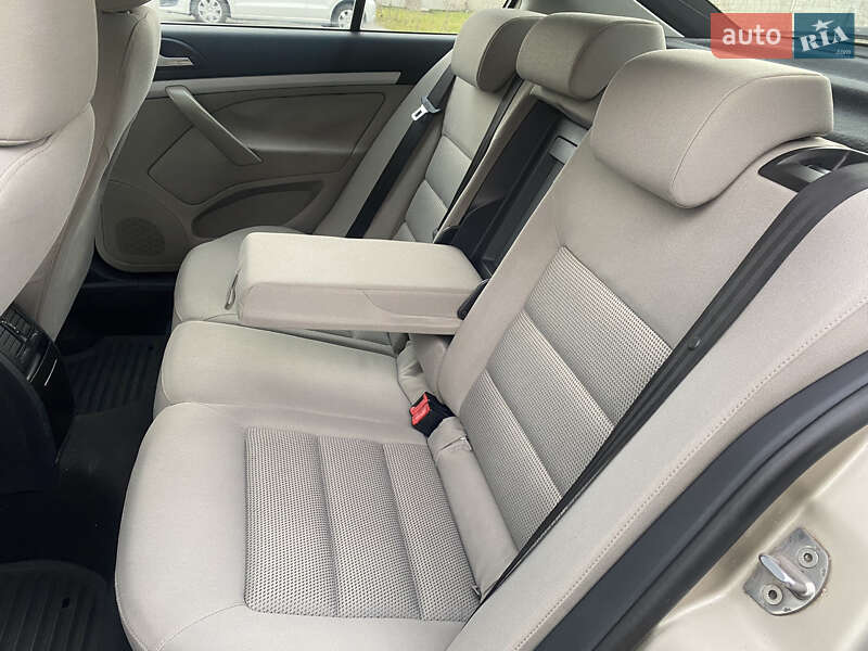 Лифтбек Skoda Octavia 2004 в Львове фото 11 Лифтбек Skoda Octavia 2004 в Львове